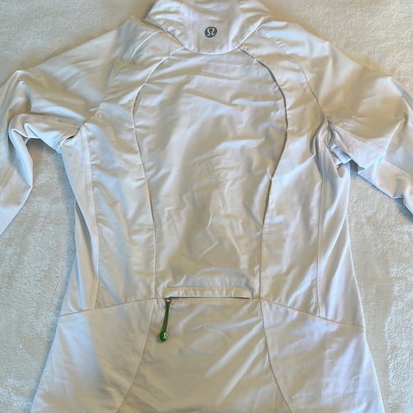 Lululemon light jacket - Picture 4 of 5